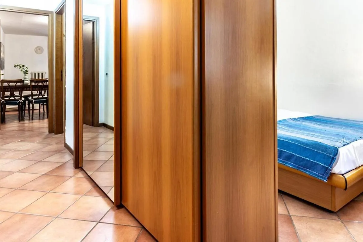 Daire Anello Del Miracolo - Entire Home With Balcony Como
